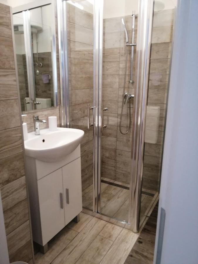 Apartmani Nevera Крк Экстерьер фото